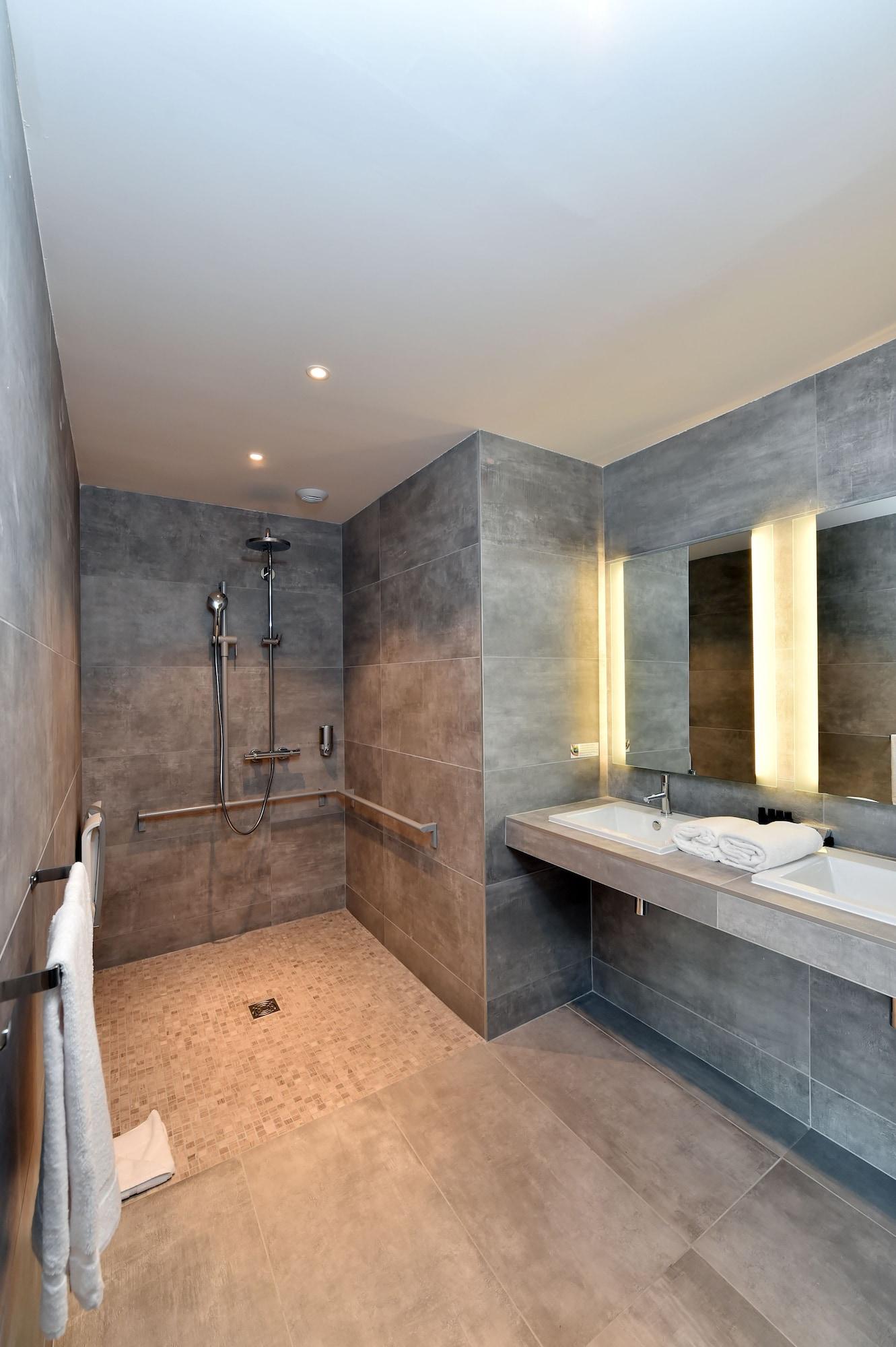 Central Park Hotel & Spa Ла-Рошель Екстер'єр фото